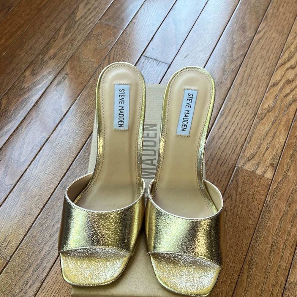 Steve Madden gold open toe heels